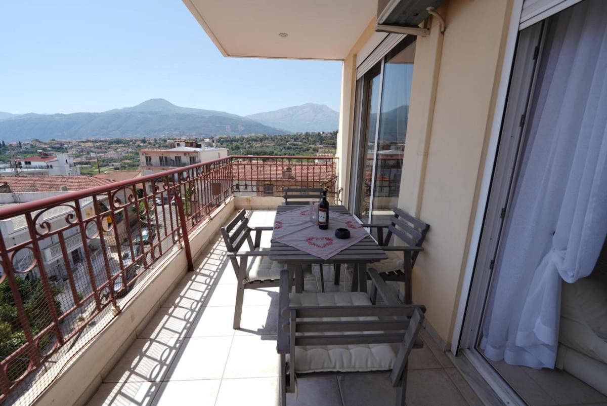 Blue Jasmine - Housity