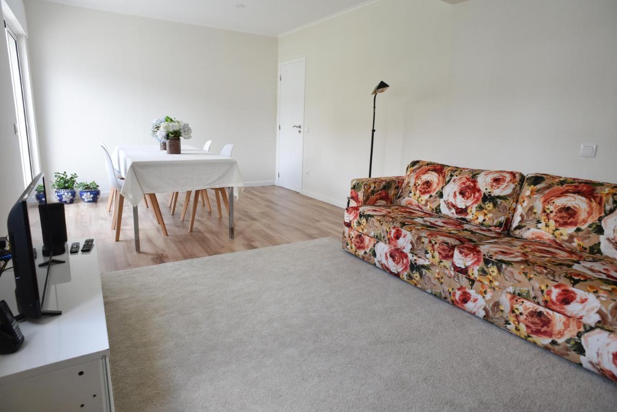 Nia Azorean Apartments - Housity