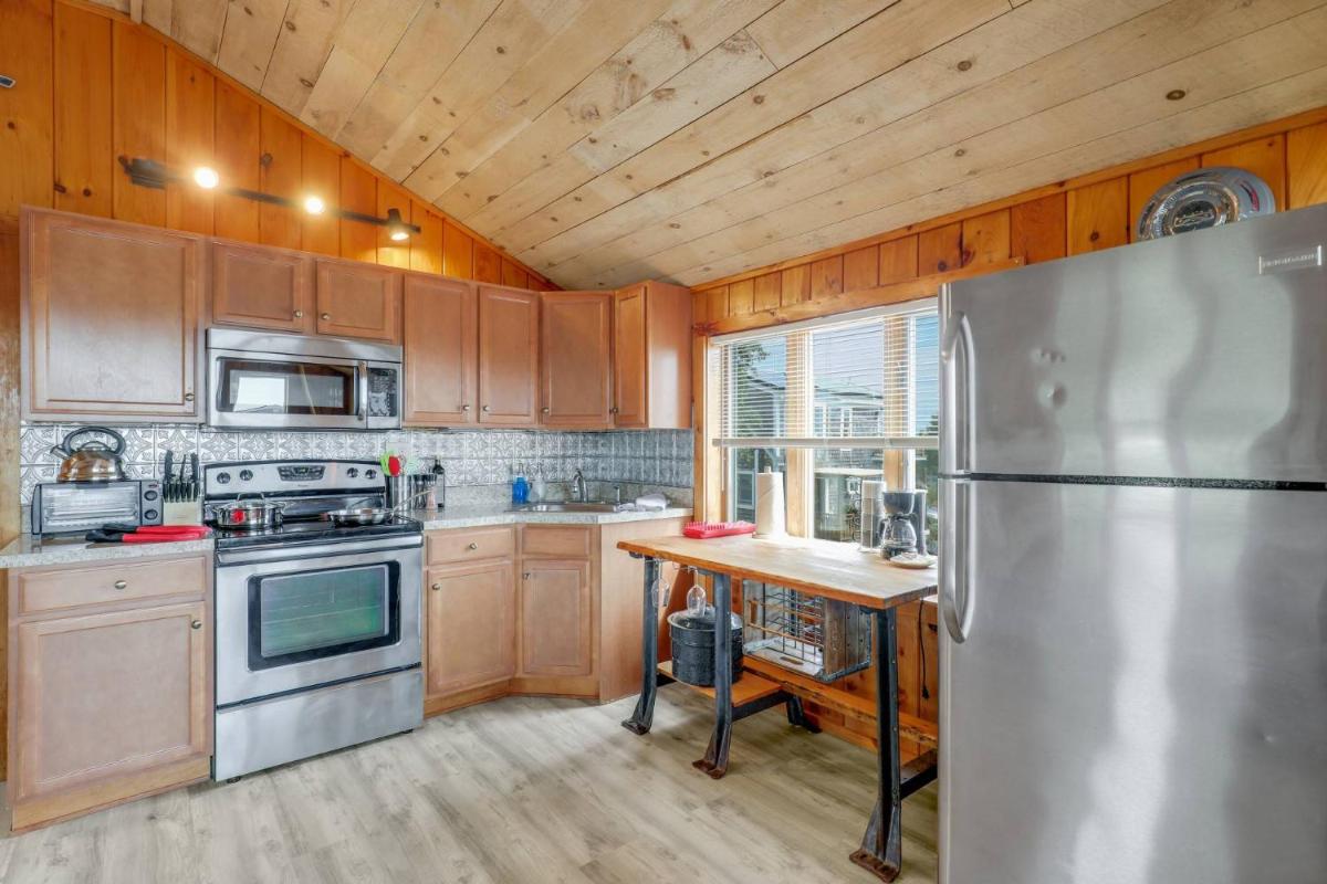 Sea View Loft - Housity