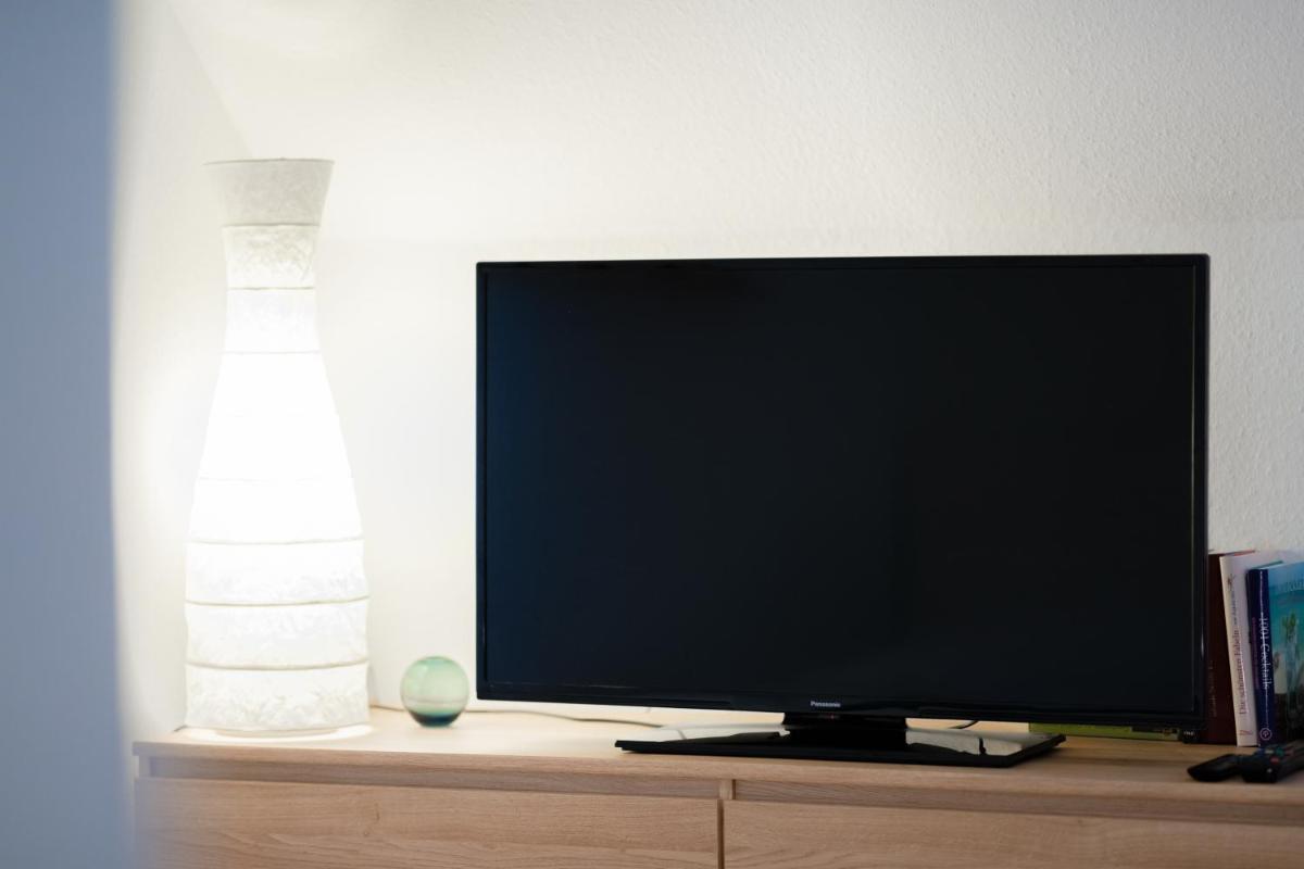 Stay Awesome - Schönfeld Apartment, Netflix und kostenloses Parken - Housity