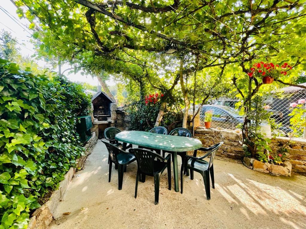 Agradable casa con chimenea, en zona tranquila de Sanabria - Housity