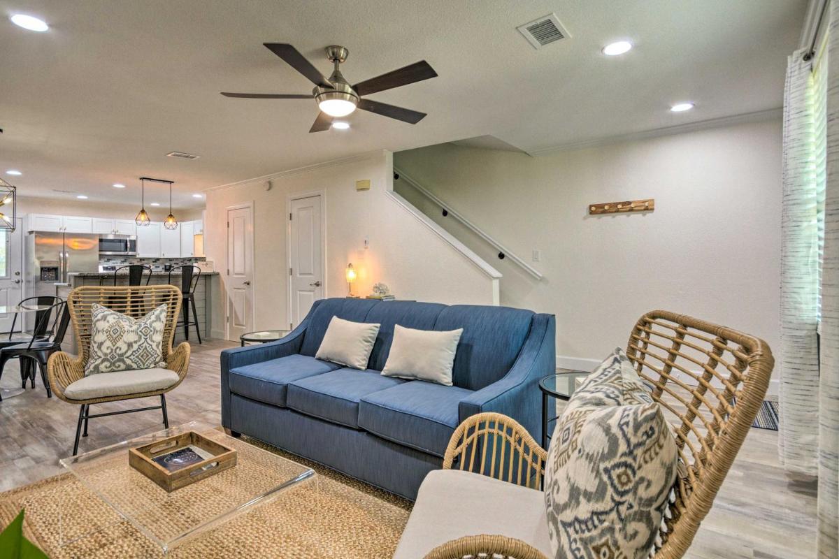 Modern Miramar Beach Townhome, Walk to Ocean! - Housity