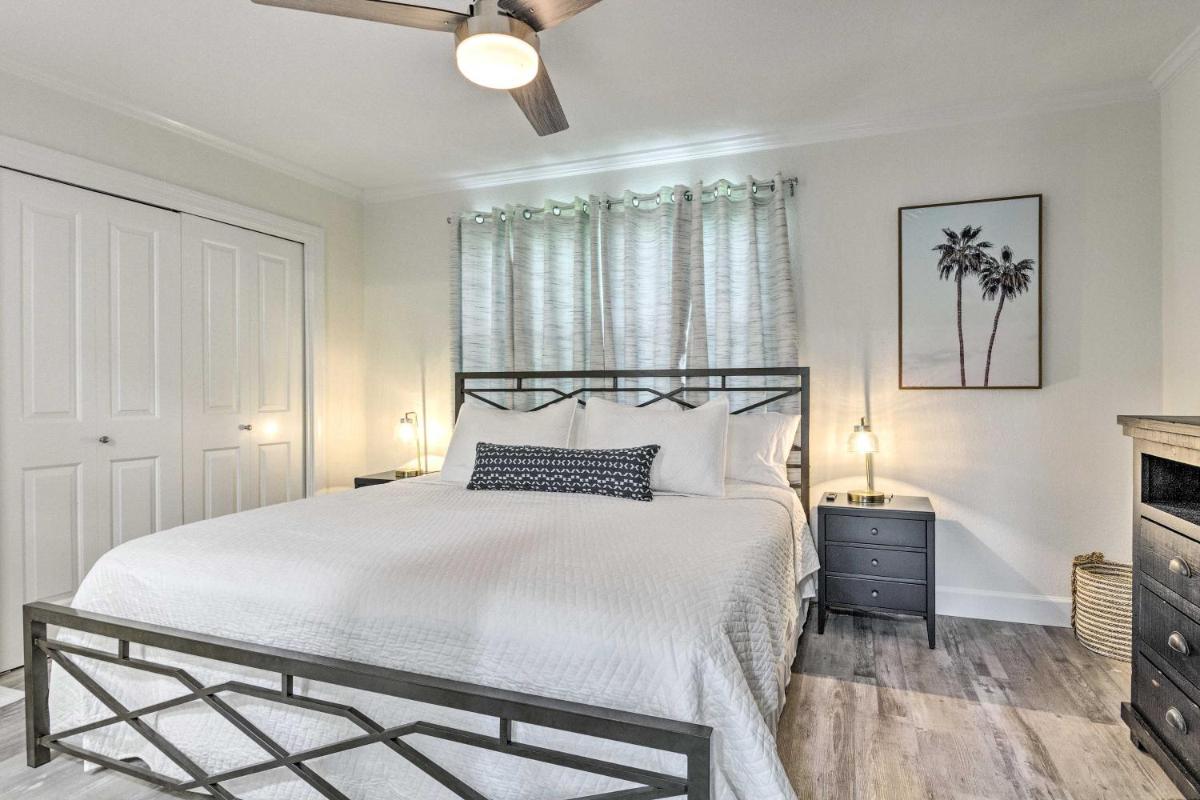 Modern Miramar Beach Townhome, Walk to Ocean! - Housity