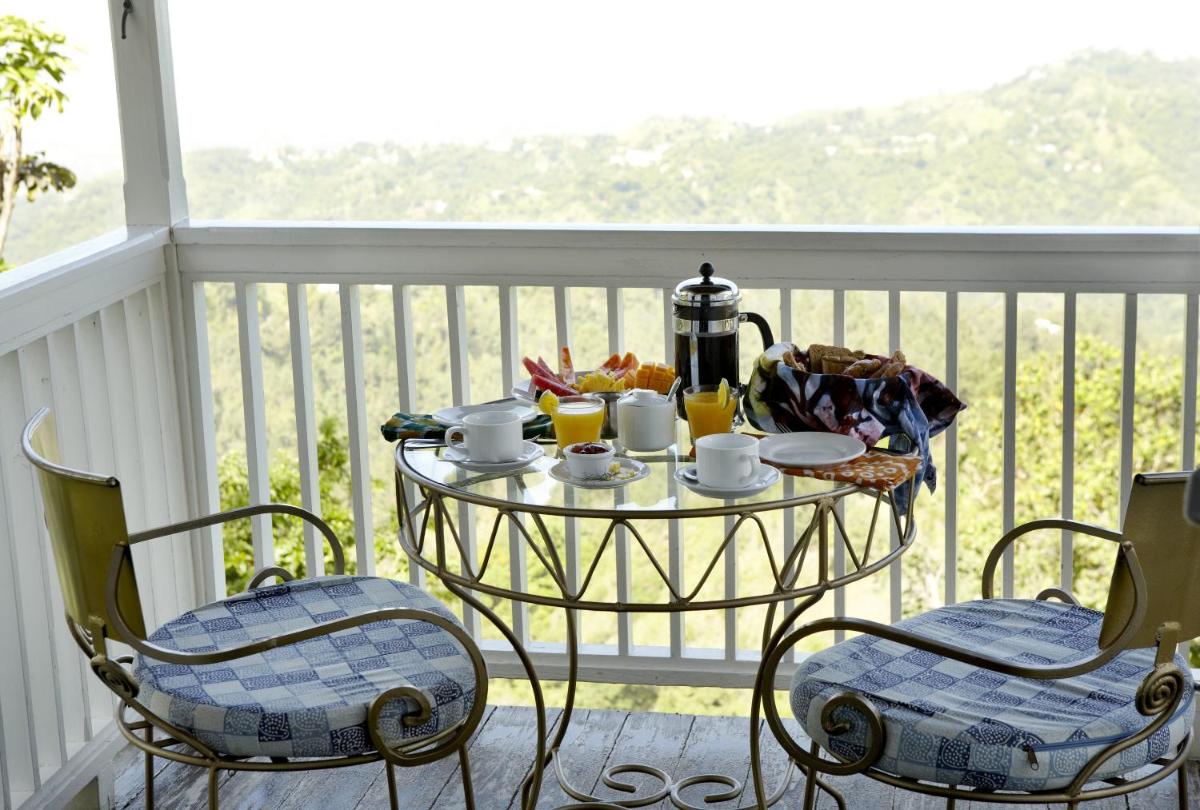 Strawberry Hill - Housity