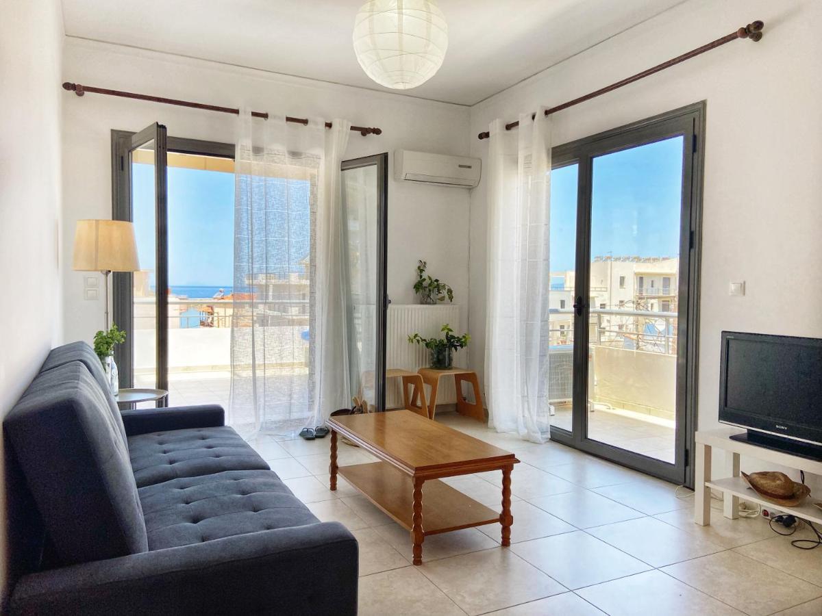 Suitetrails - Seaside apartment, walking distance to the beach.