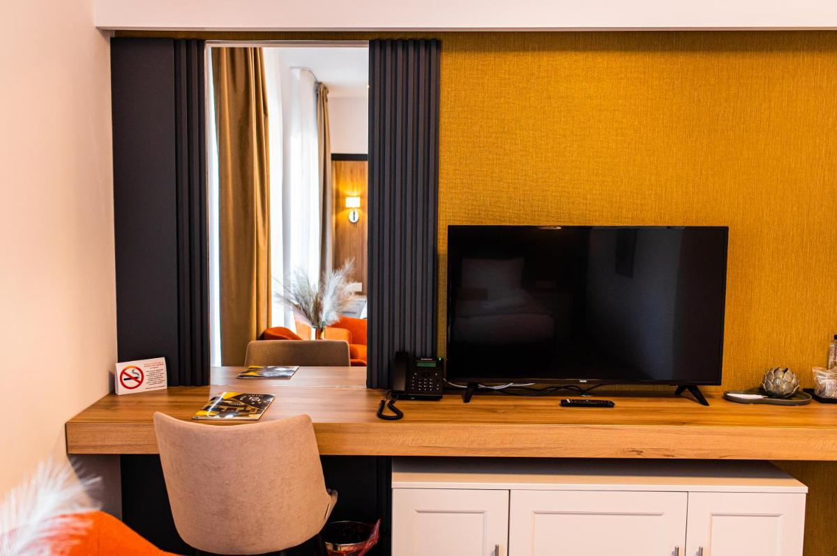 Hotel River - Housity