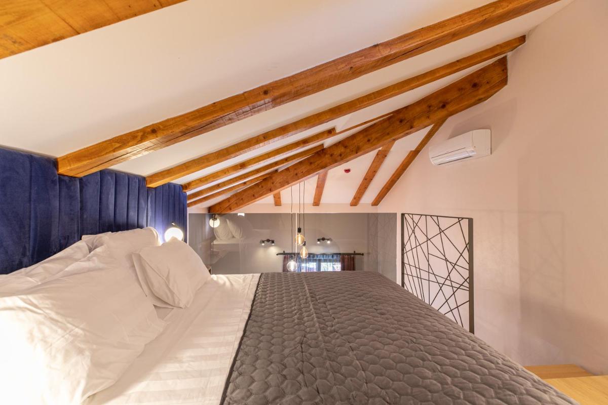 Jupiter Center Apartments - Housity