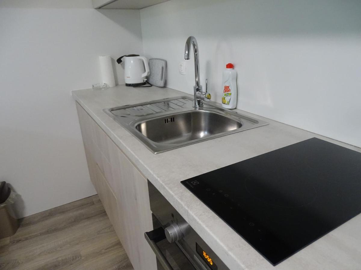 Ninas Apartments - Housity
