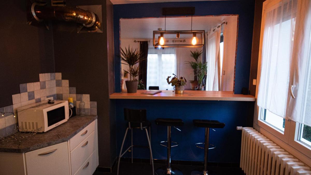 Maison chaleureuse 6, 8 personnes quartier Palente 3 chambres - Housity
