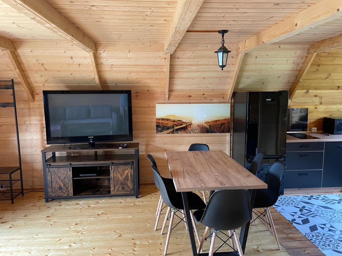 Rajskie Pluski Slow Life nad jeziorem - Housity