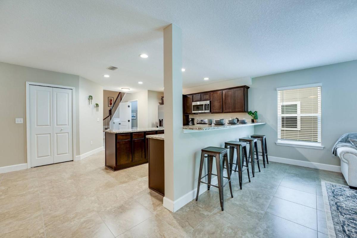 Jennings Townhome - Housity