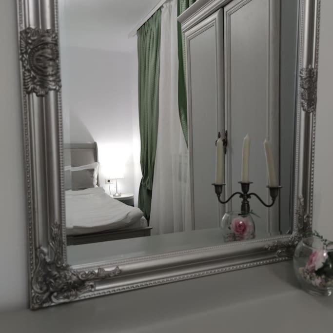 RELAX Downtown Suite - Housity