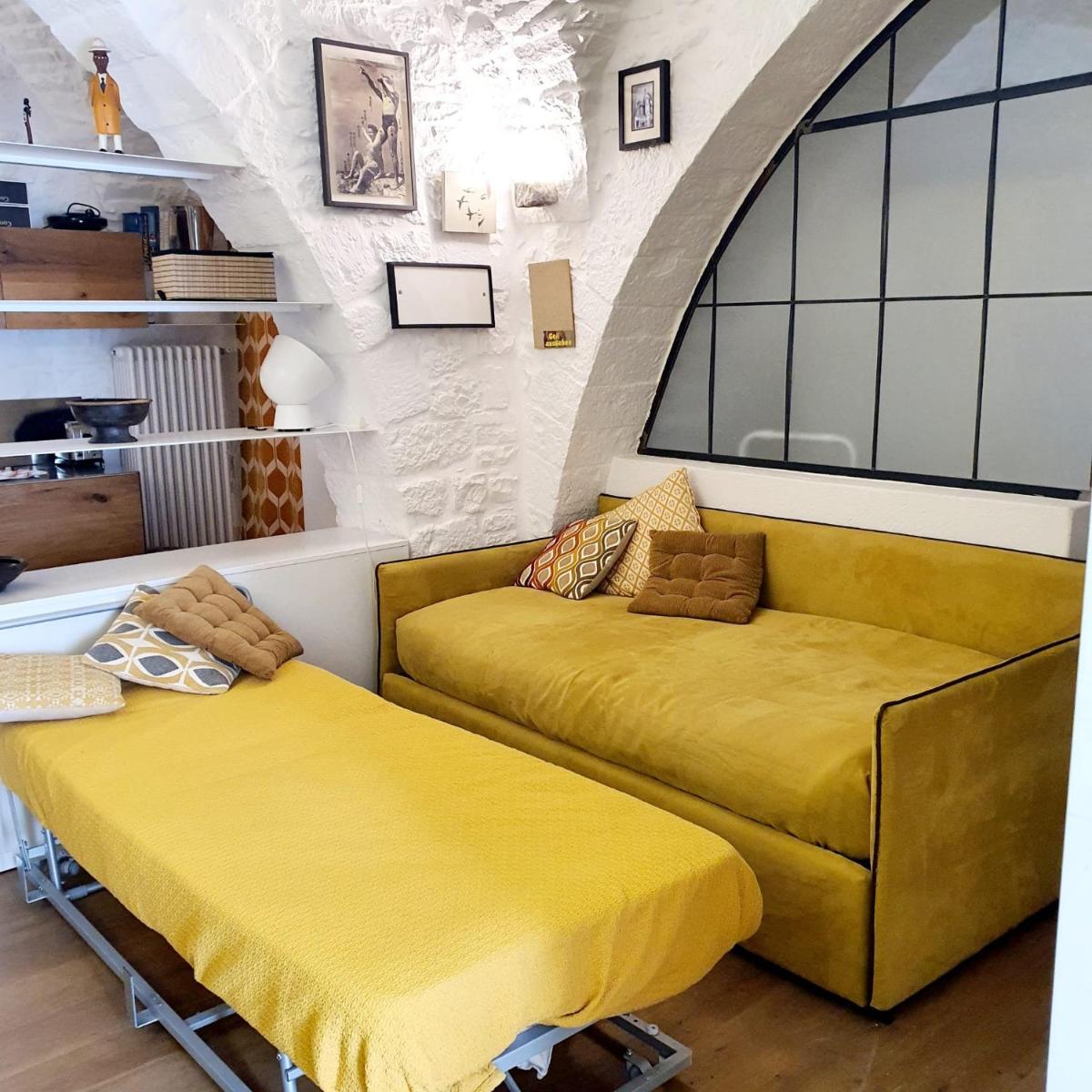 Suitetrails - Beautiful Garden Apartment in Cisternino