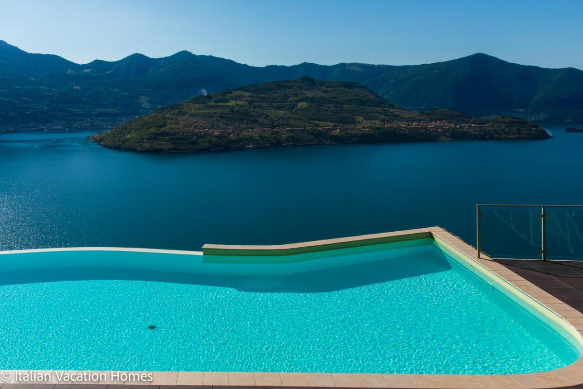Italian Vacation Homes - Panoramic Villa - Housity