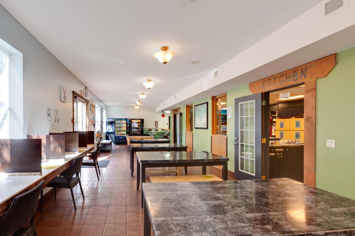 Samesun Kelowna Hostel - Housity