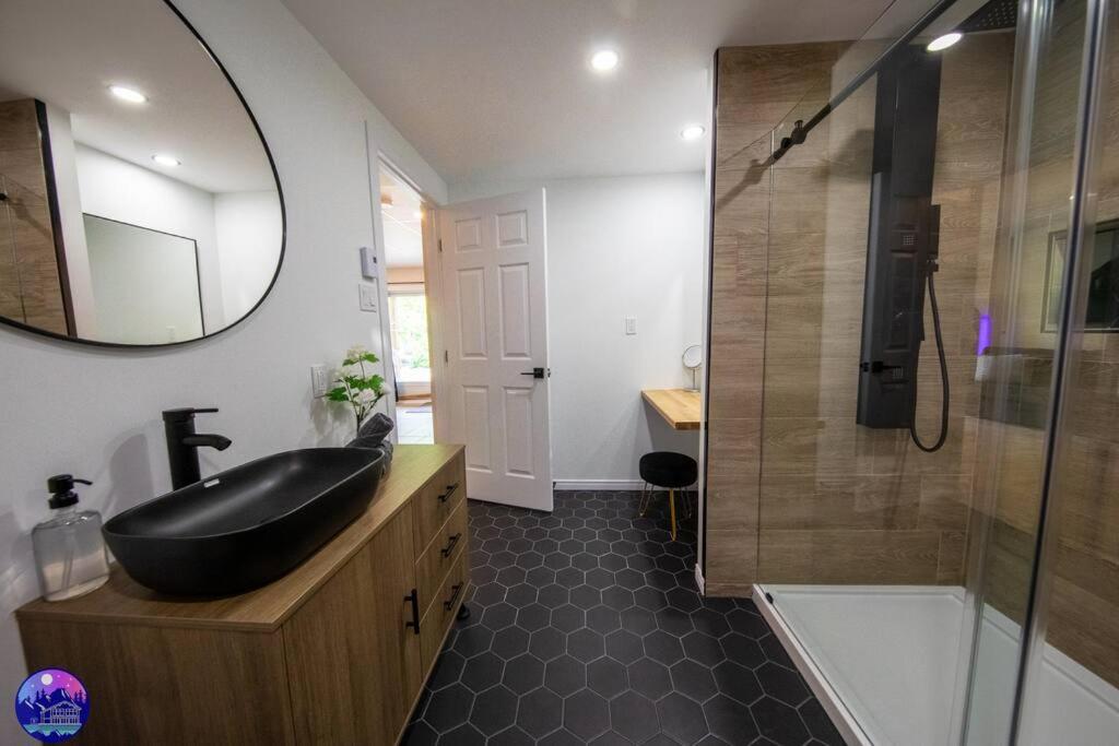 Chalet du Sommet- Pet Friendly- SPA- St-Côme - Housity