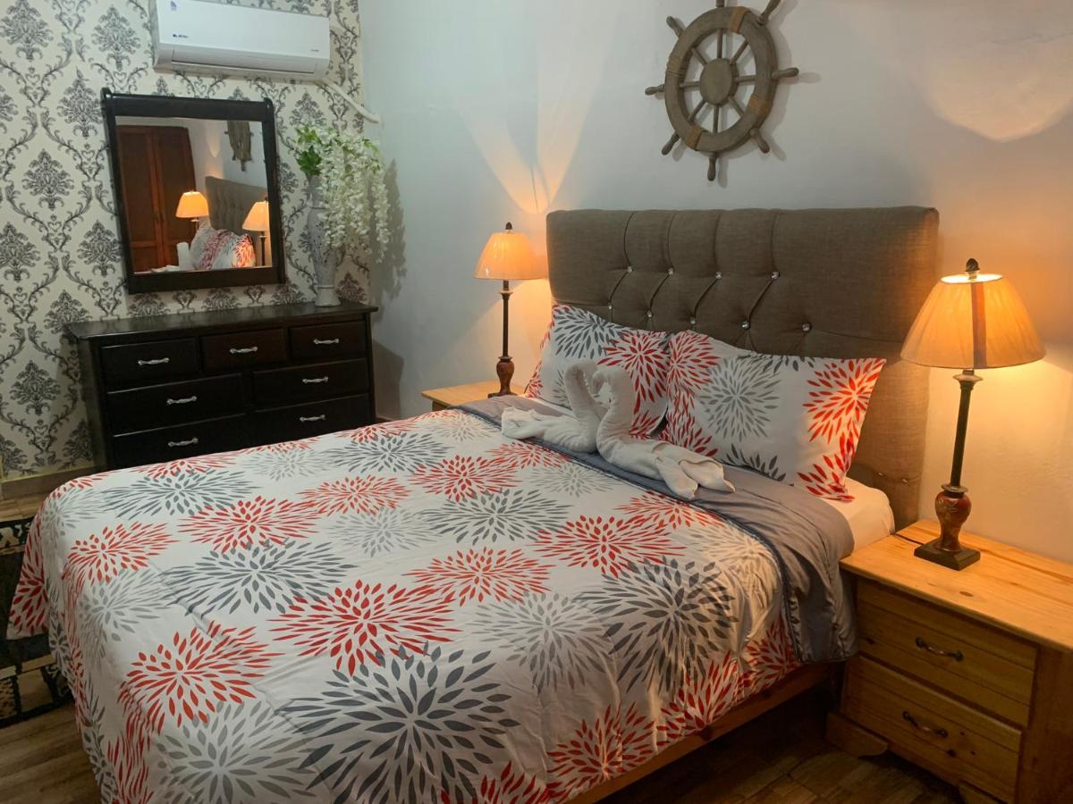 Hotel Cana Palma Zona Colonial - Housity