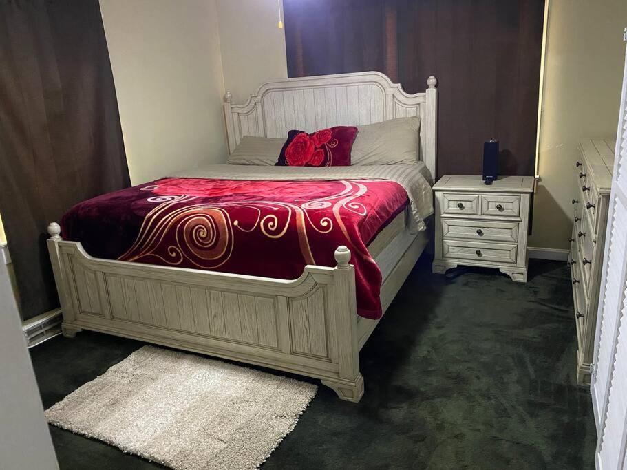 3 bedrooms close to hospital, downtown & College - Housity