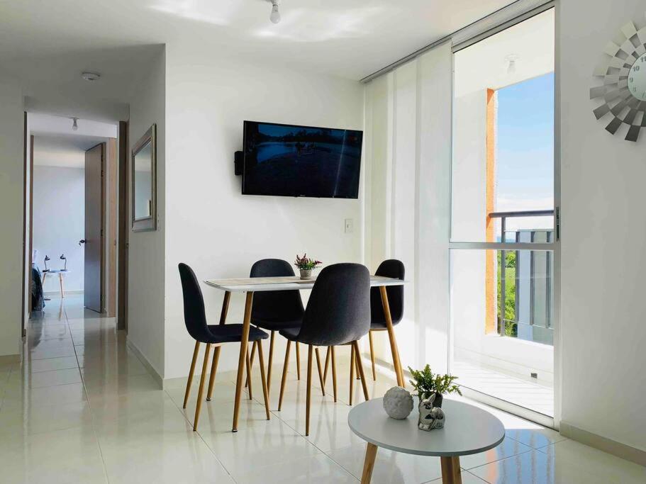 Espectacular apartamento completo en Pereira - Housity