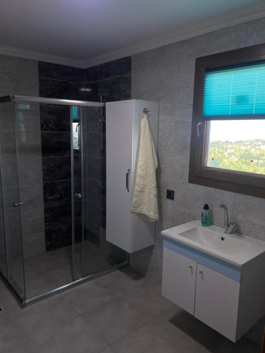Ilastas Villa-ge - Housity