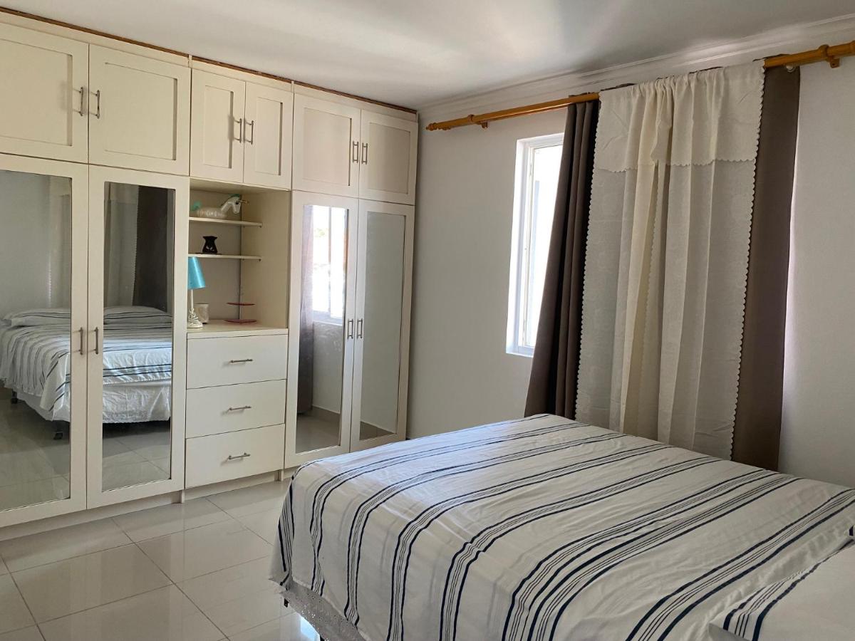 Beautiful house in Noord Aruba with a pool - 5 min ride to beach - Housity