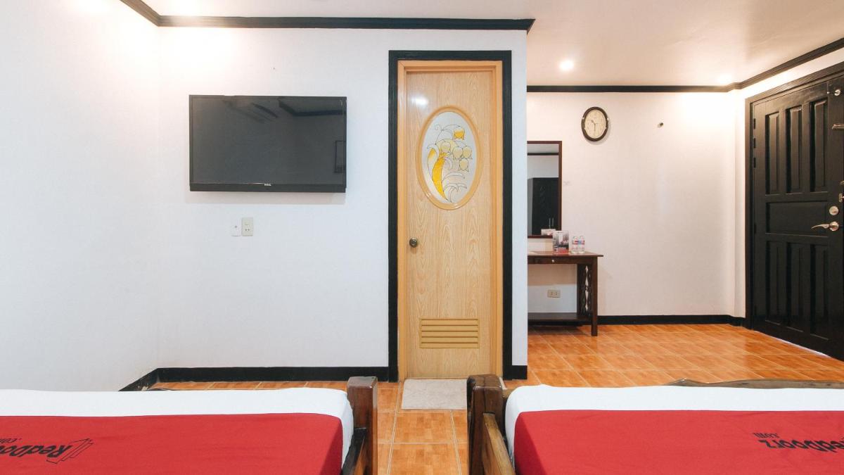 RedDoorz at La Sefa Hotel and Resort Atimonan - Hizvo