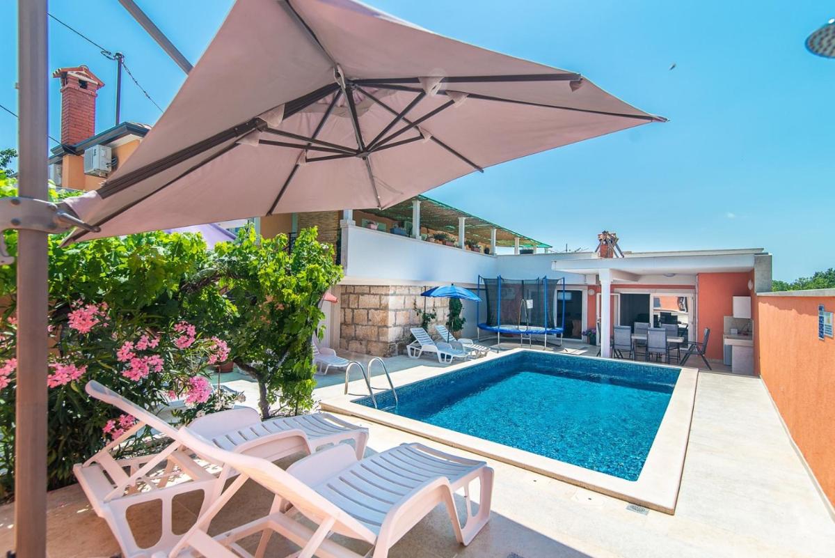 Holiday House Vlahovich - Housity