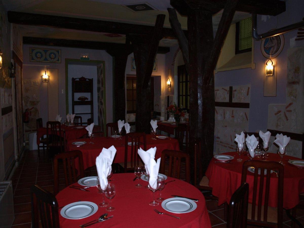 Gran Posada La Mesnada - Housity
