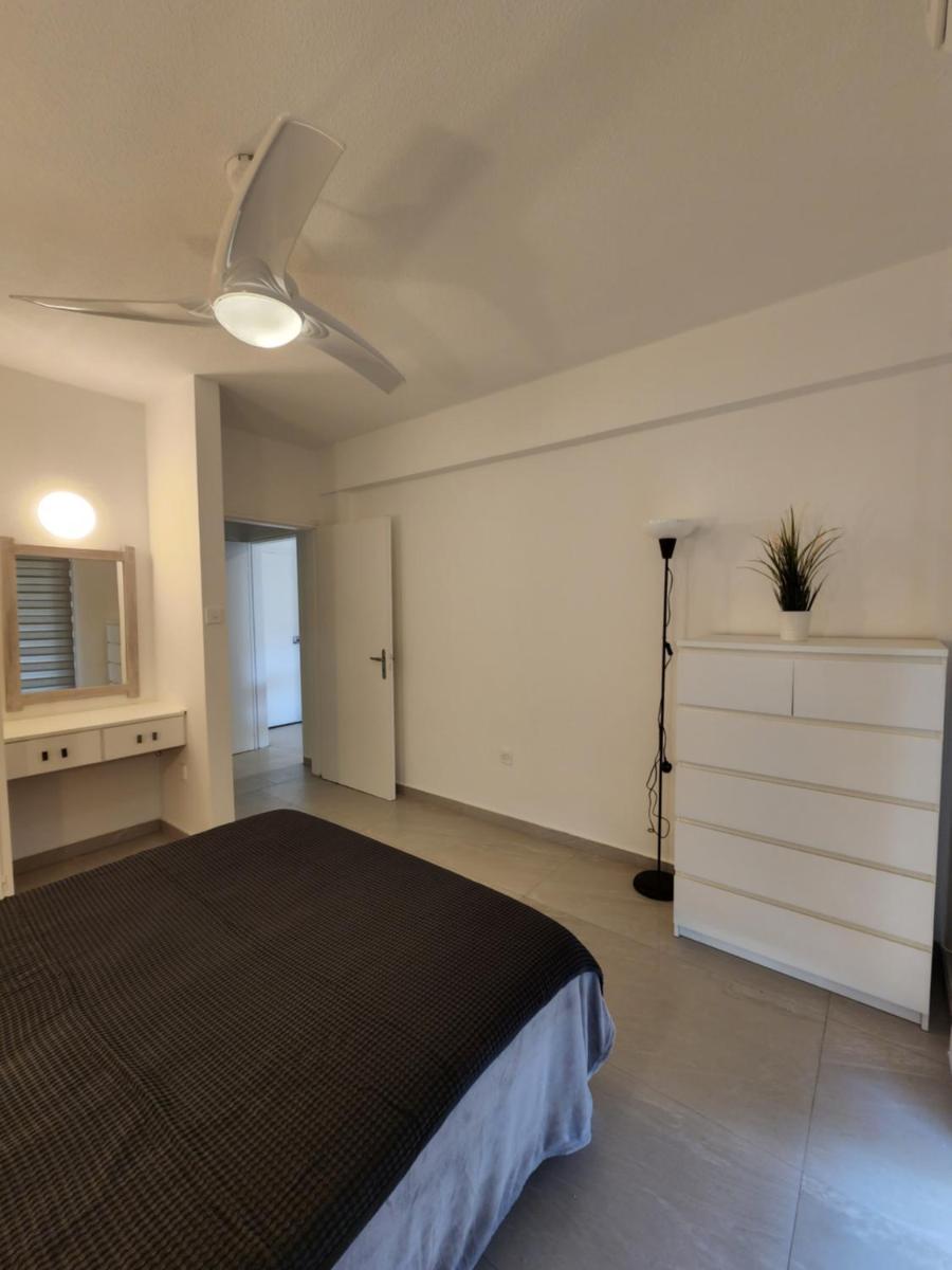 Suitetrails - Merab Holidays Apartment Annita Court B14