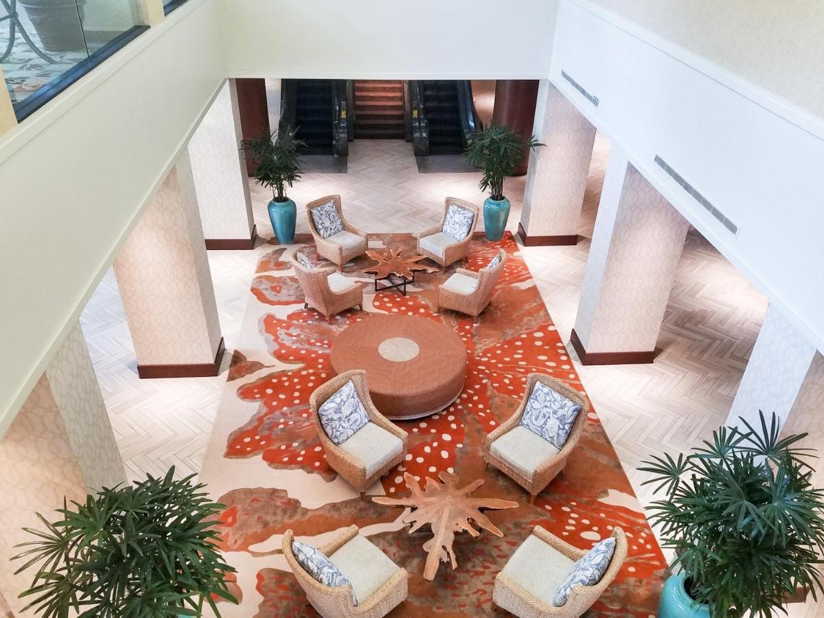 Omni Corpus Christi Hotel - Housity