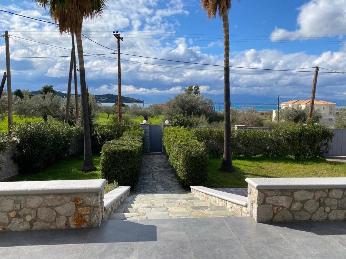 Porto Heli Quiet Villa by the Sea - Housity