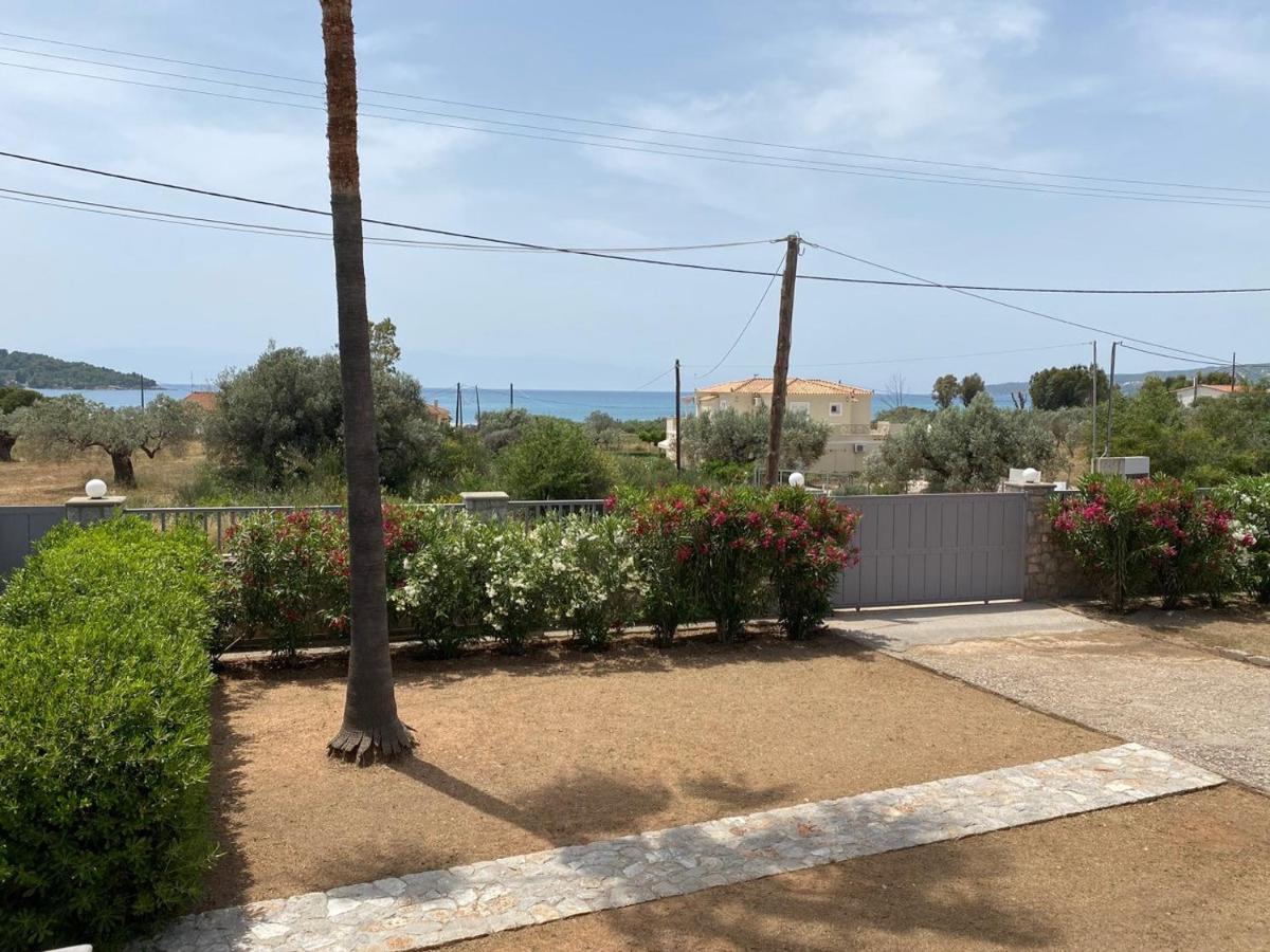 Porto Heli Quiet Villa by the Sea - Housity