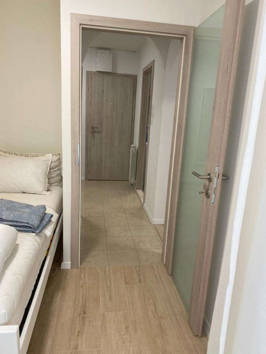 At Alex apartments - Housity