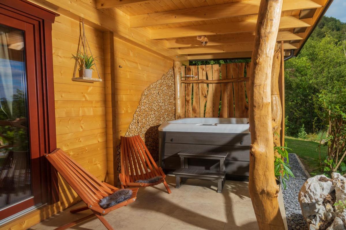Lake Cottage - Koča ob jezeru - Housity