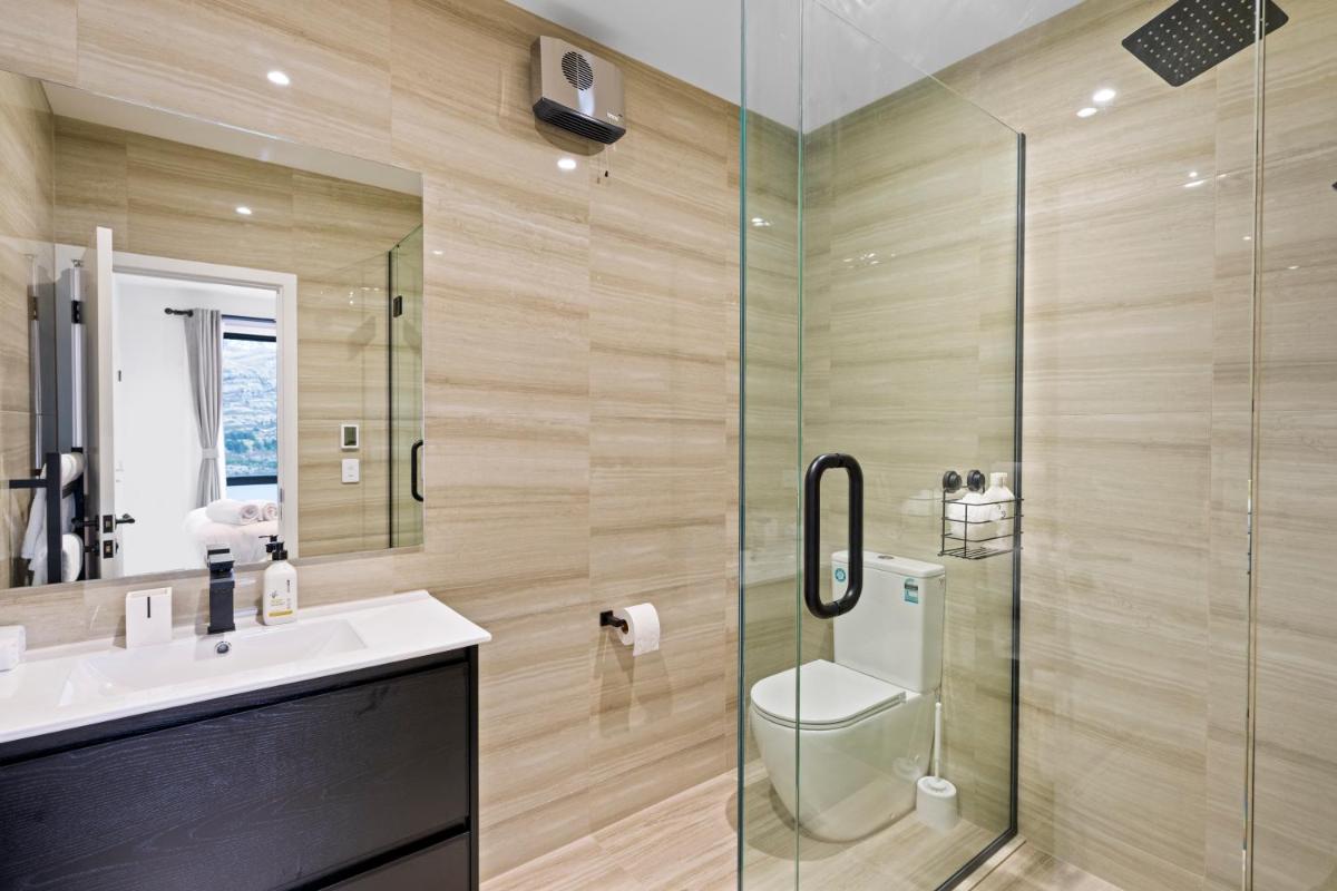 Spa, Mountains & Lake - Housity