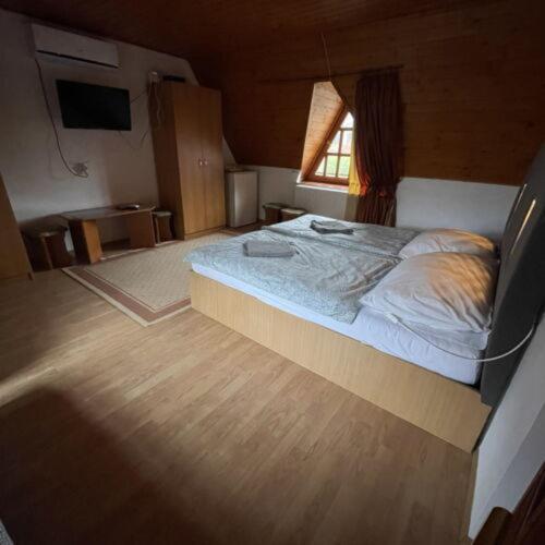 Fészek Apartmanok - Housity