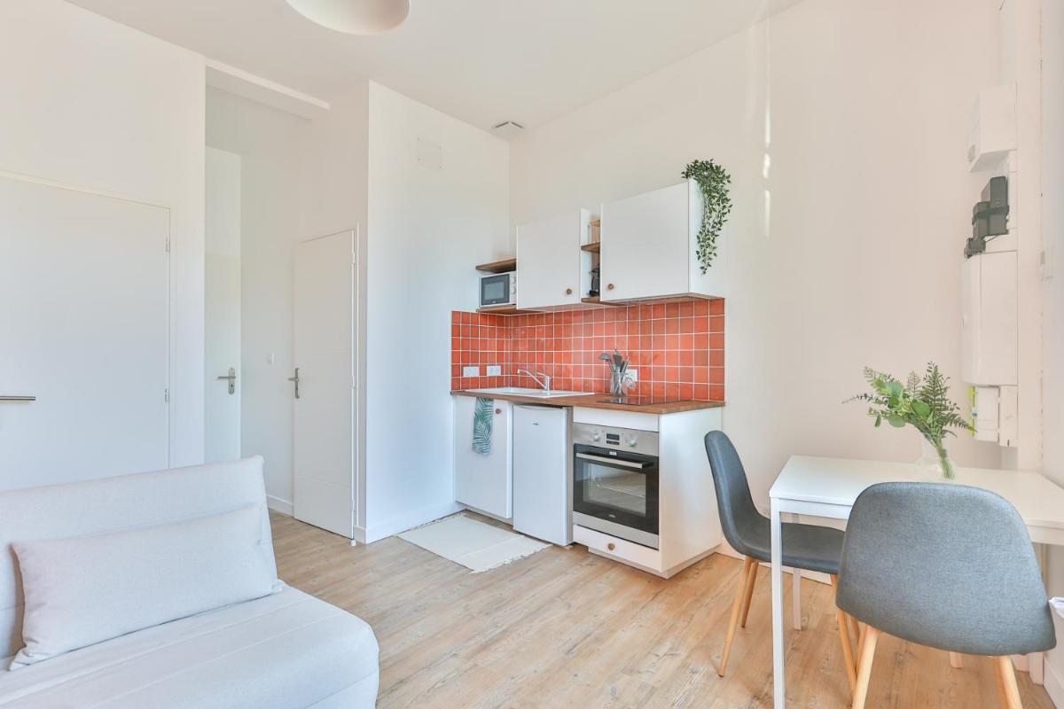 TERRA COTTA #Hypercentre #Charente #Parking - Housity