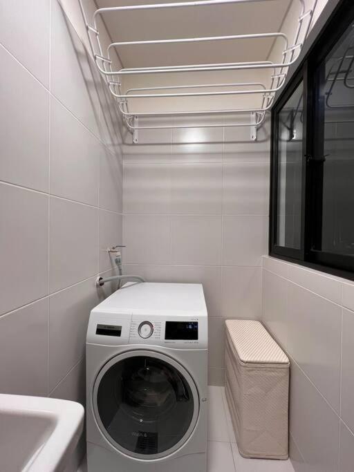 Stunning&Bright Apartment (well-located,brand-new) - Housity
