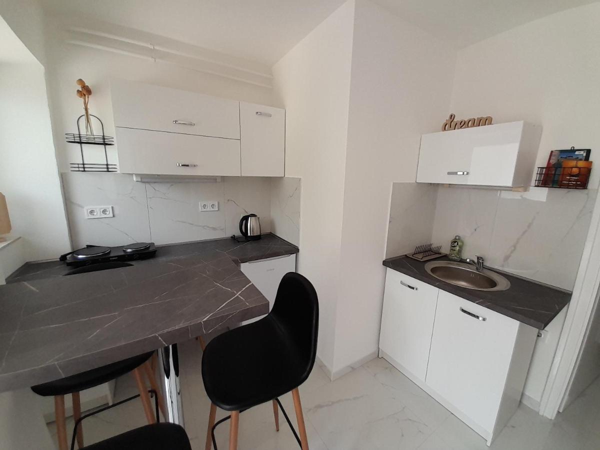 Suitetrails - Déri Kert Apartmanház B