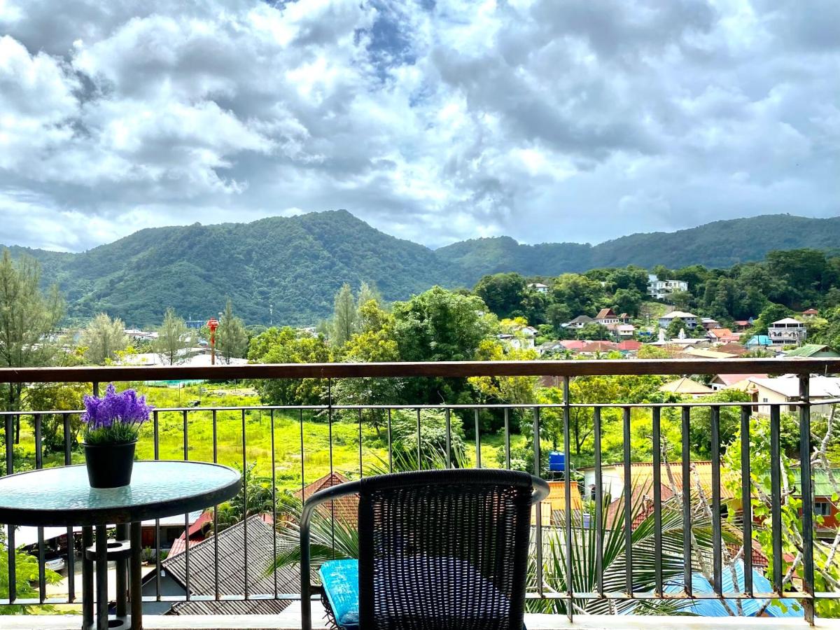 Icon park phuket condo - Housity