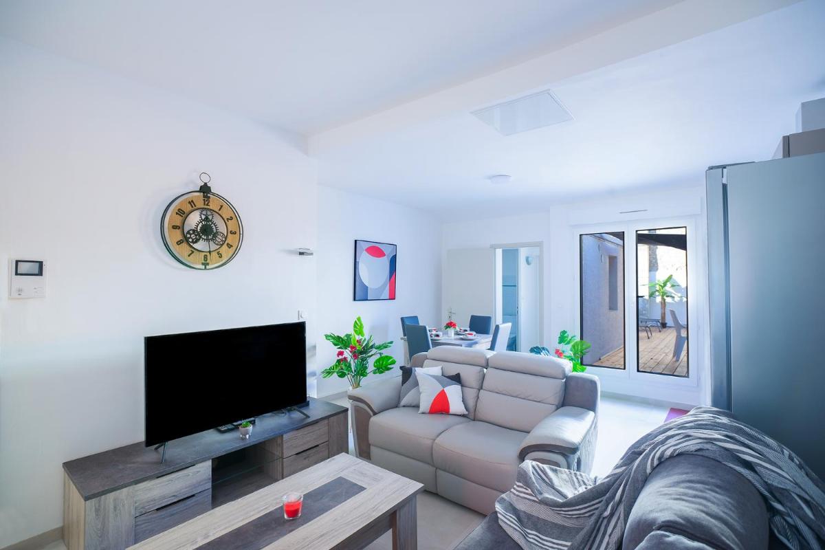 Suitetrails - Superbe appartement à 2 pas des Halles, Climatisé, terrasse, garage