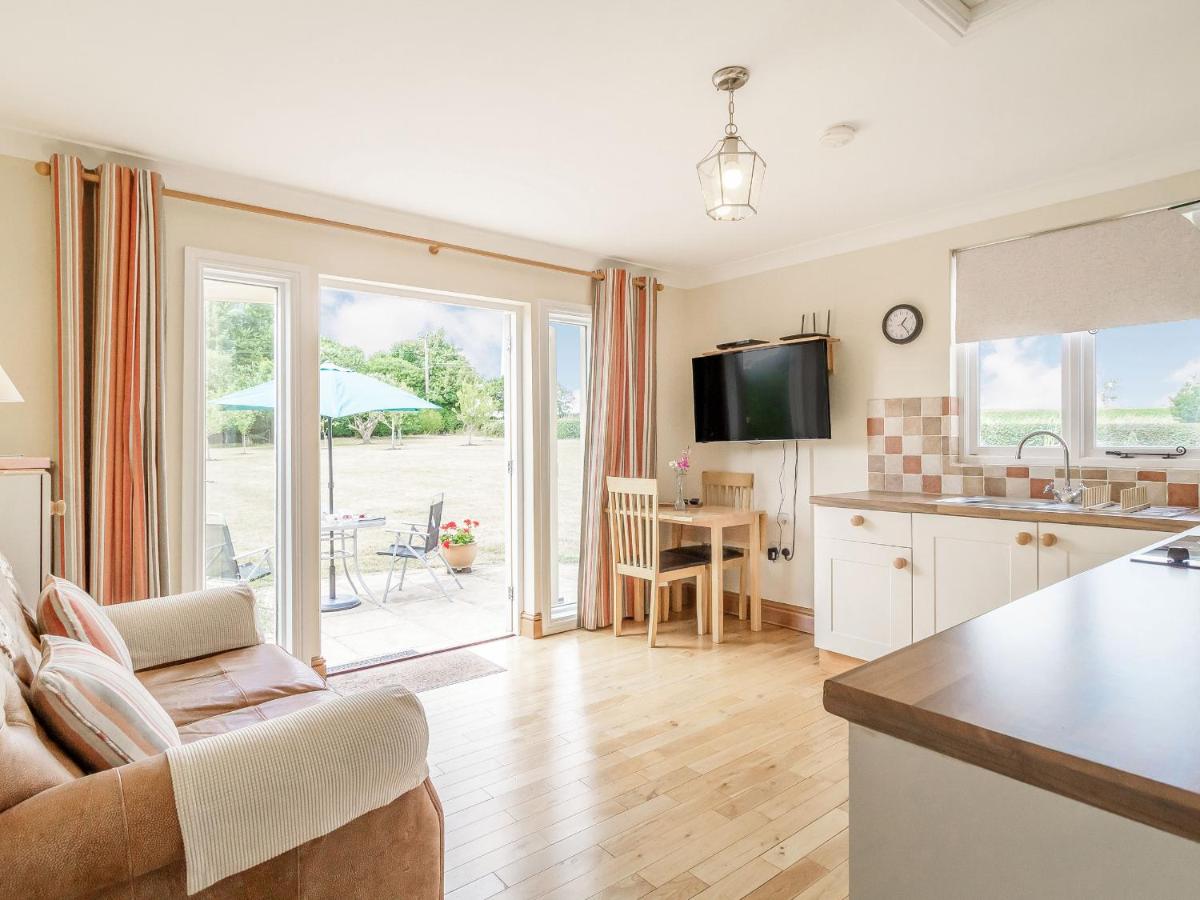 Norbank Garden Studio - Housity