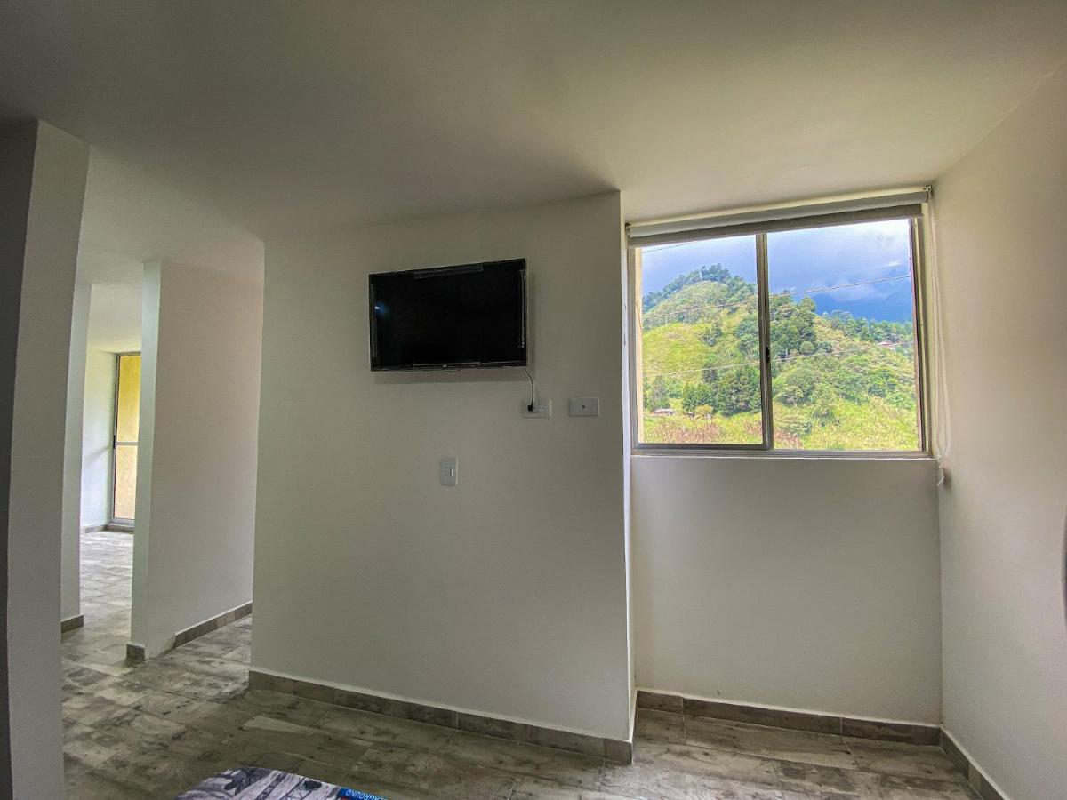 Hermoso Apartamento en La Estrella 2 Habitaciones FL1611 - Housity