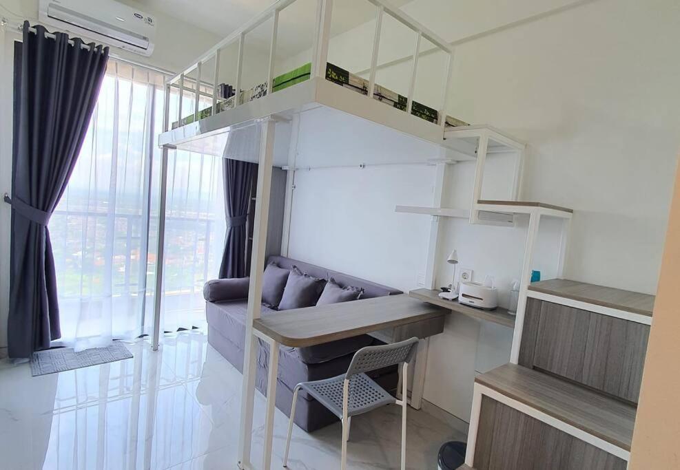 Cozy Studio @Skyhouse BSD - Housity