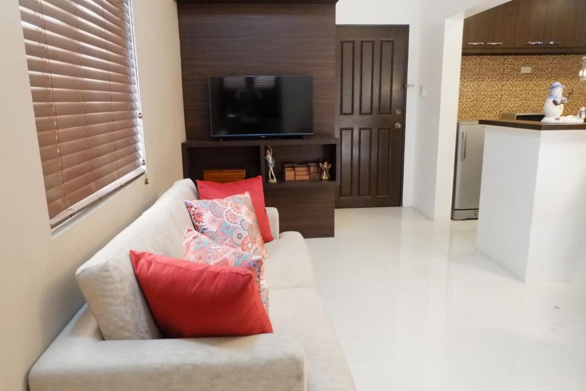 MY Property Timog - Housity