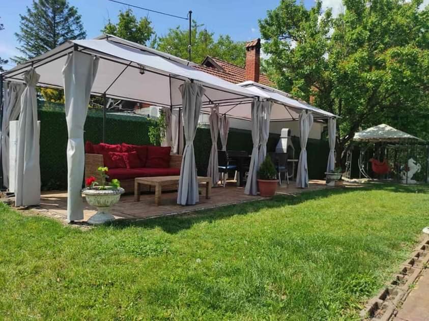 Vila Mila Riverside Apartments - Hizvo