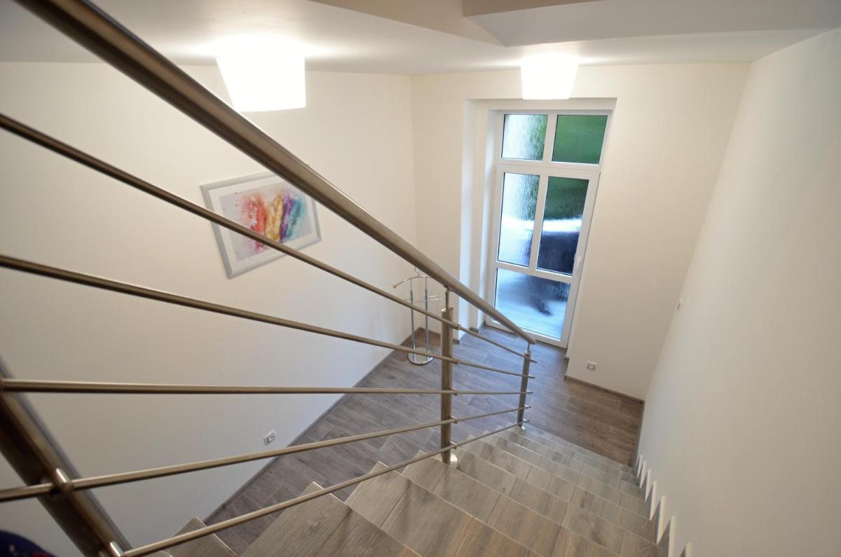 Apartmány Jízdárenská - Housity