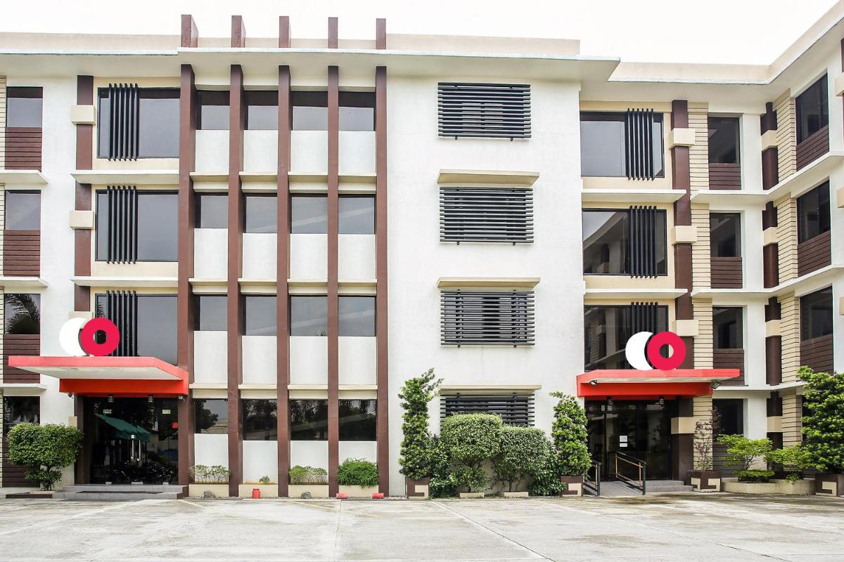 Super OYO Capital O 786 Kwe Hotel And Resort - Housity