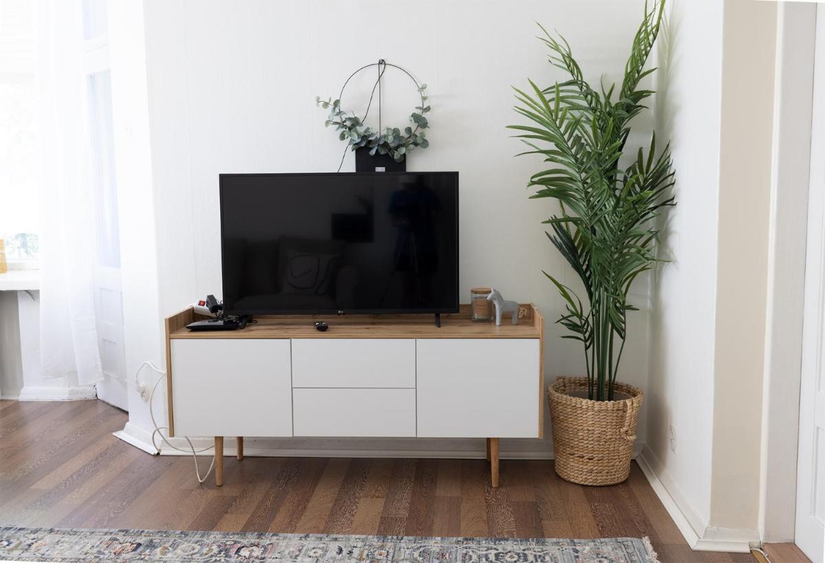 Suitetrails - 2ndhomes City Center 2BR Apartment by the Finnish National Theatre with Balcony and Park View