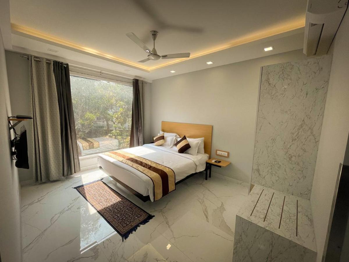 The Empire Villa,Cyber City, Gurgaon - Housity